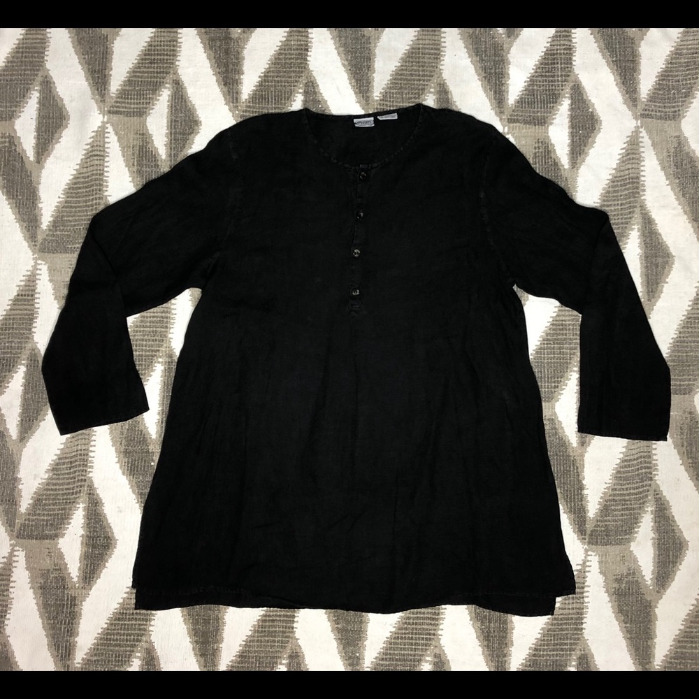 CP Shades Linen 1/2 Button Up Long Sleeve Top